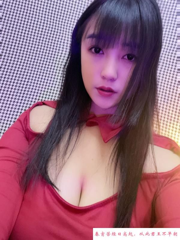 上海零零后小余 第1张
