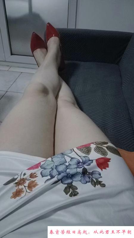劲松地铁附近熟女 第2张