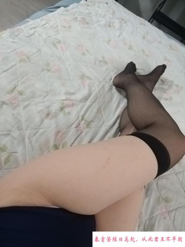 性价比白虎少妇 第3张