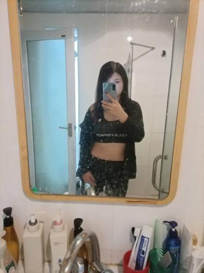 汉口可爱大胸妹 第1张