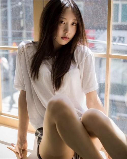 极致嫩妹，身材娇小可爱，叫声销魂 第1张