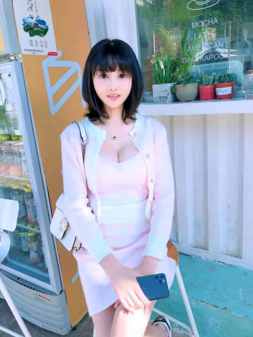 美好的一天，从琉璃小女友式的温柔开始 第1张