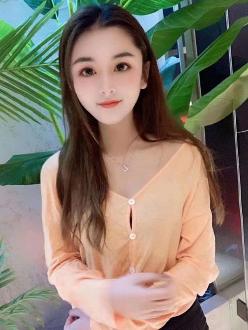 大一学妹刚下水嫩粉嫩，懂的来 第4张