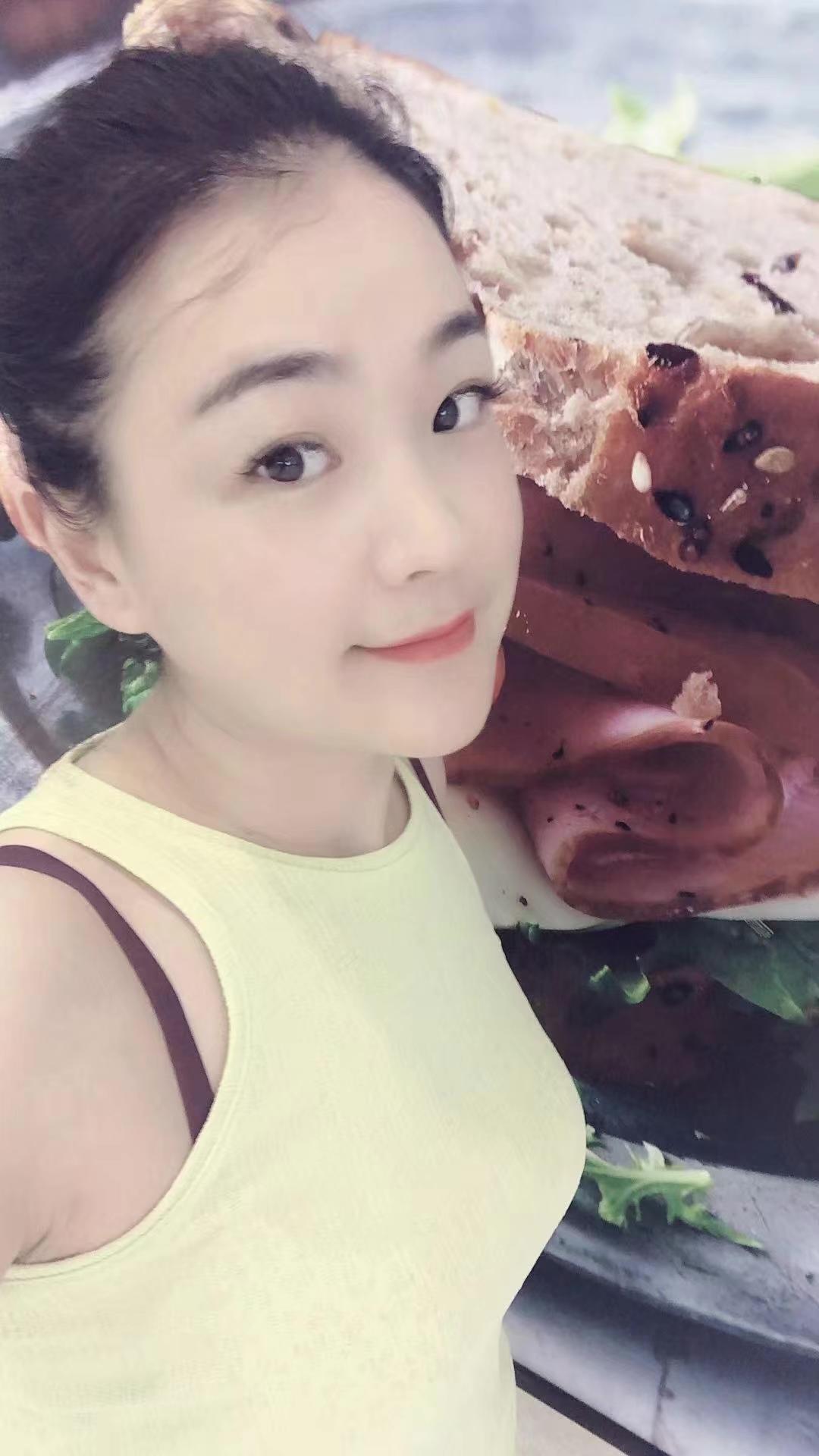 普陀区长寿路大奶果果 第1张