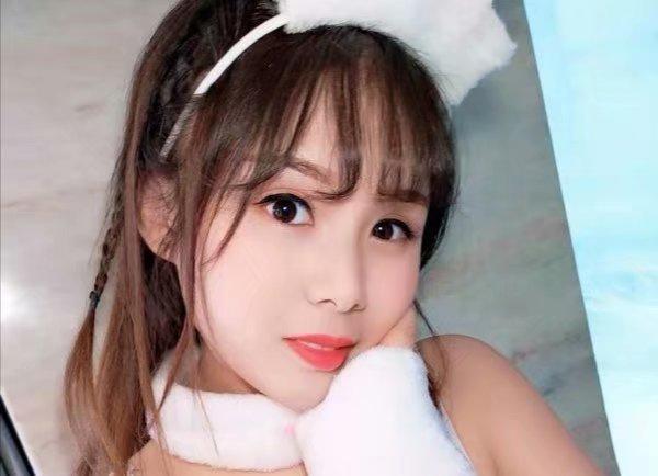 兼职的小姐姐 第2张