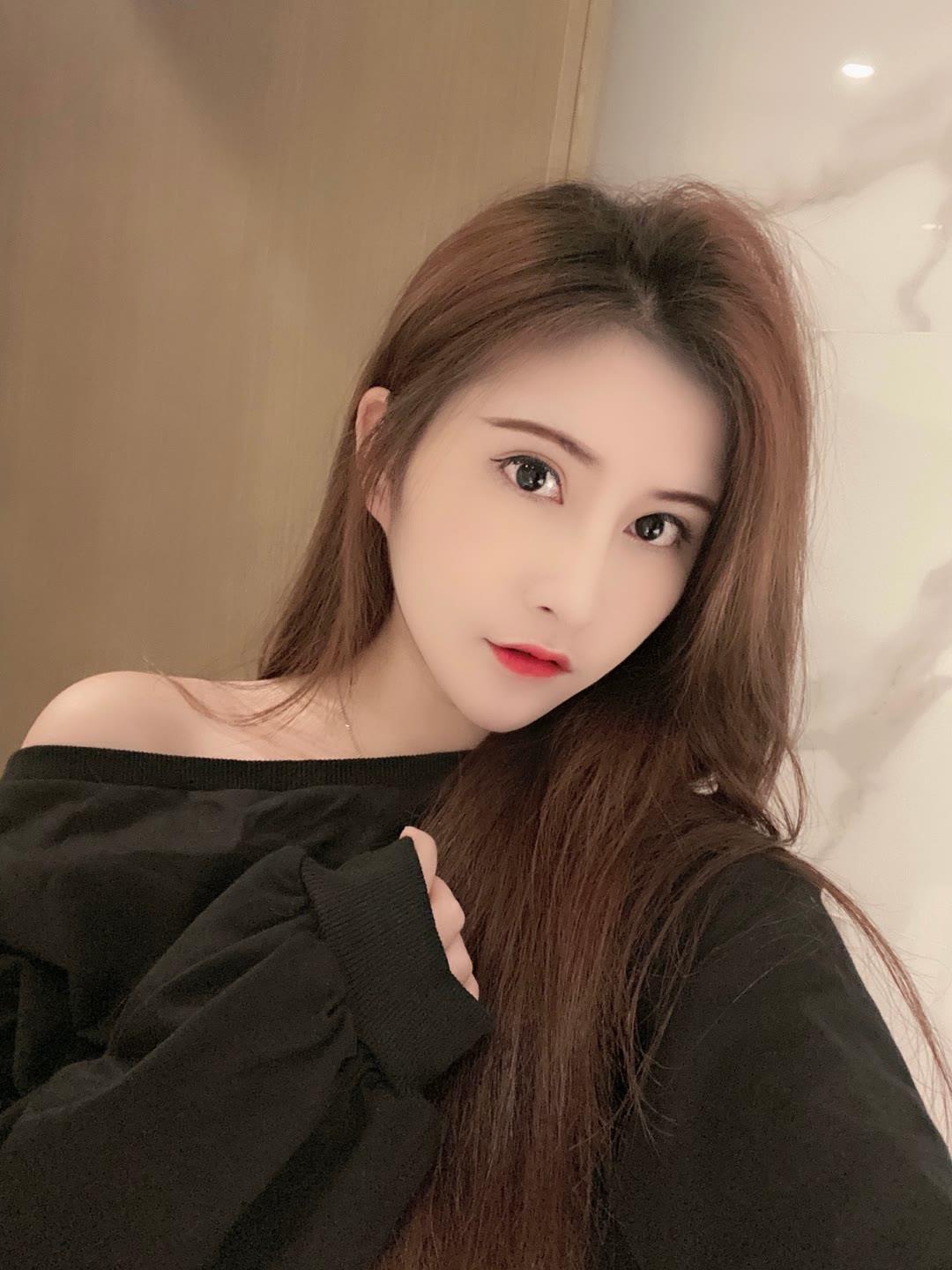 出差北京体验漂亮小姐姐,人很温柔甜美,活好不催人 第1张