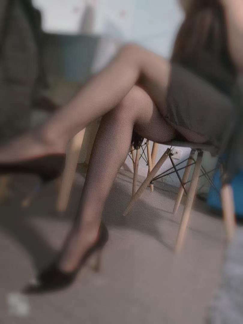 成都美腿妹妹 第2张