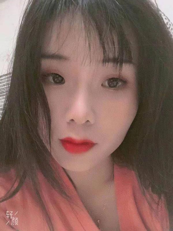 比较有韵味的美女 第1张