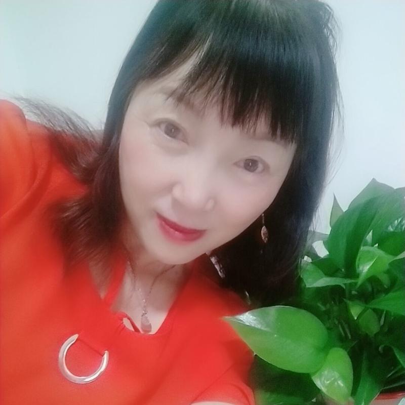 夫子庙喷潮老女人 第1张