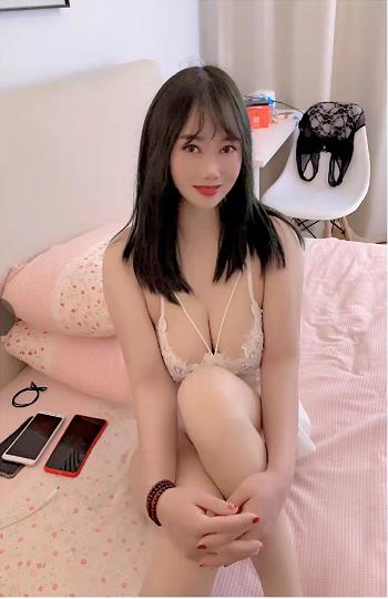 大胸小姐姐花样多 第4张