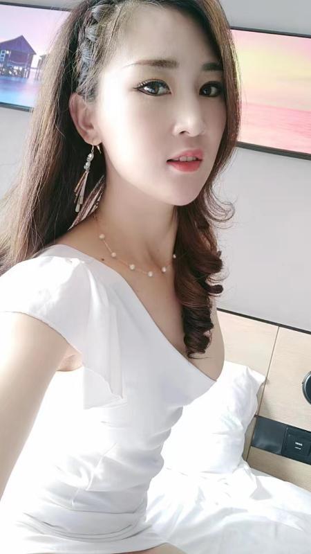 保定客运站软妹子 第1张
