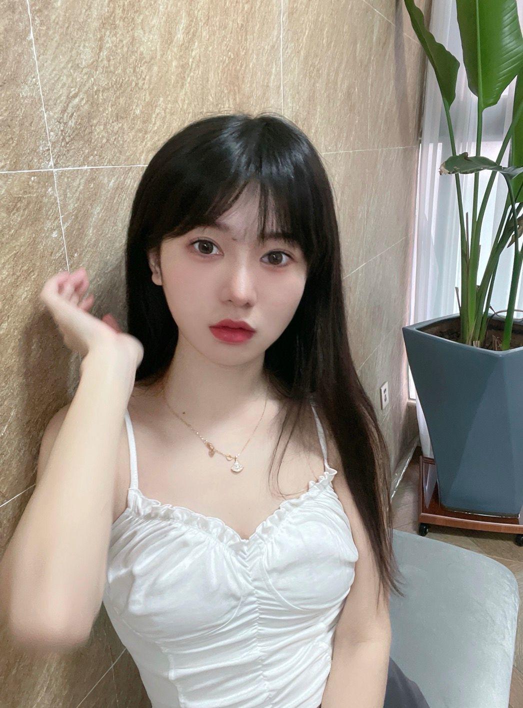 杭州出差找的小姑娘 第1张