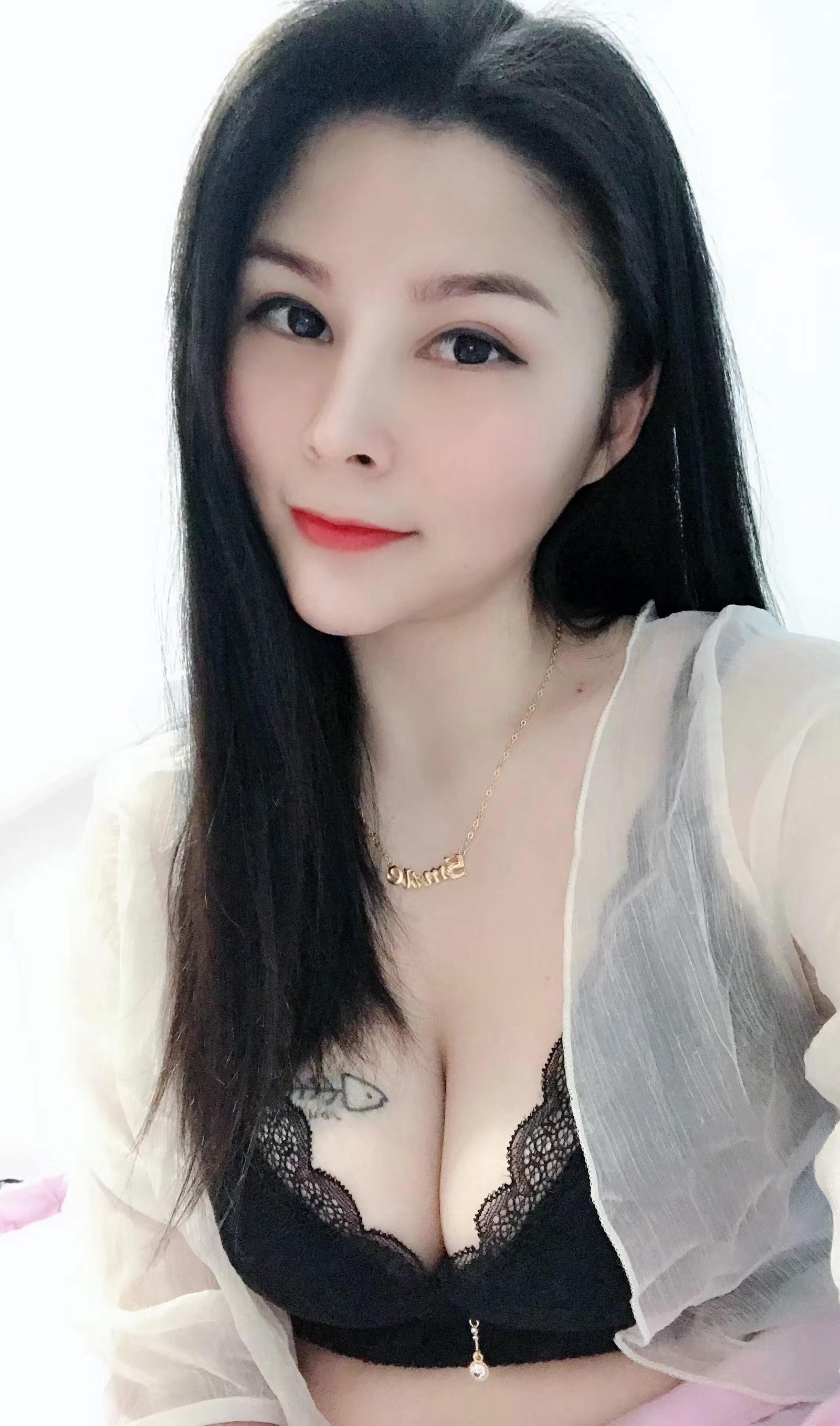 首次奉献，s身材少妇 第2张