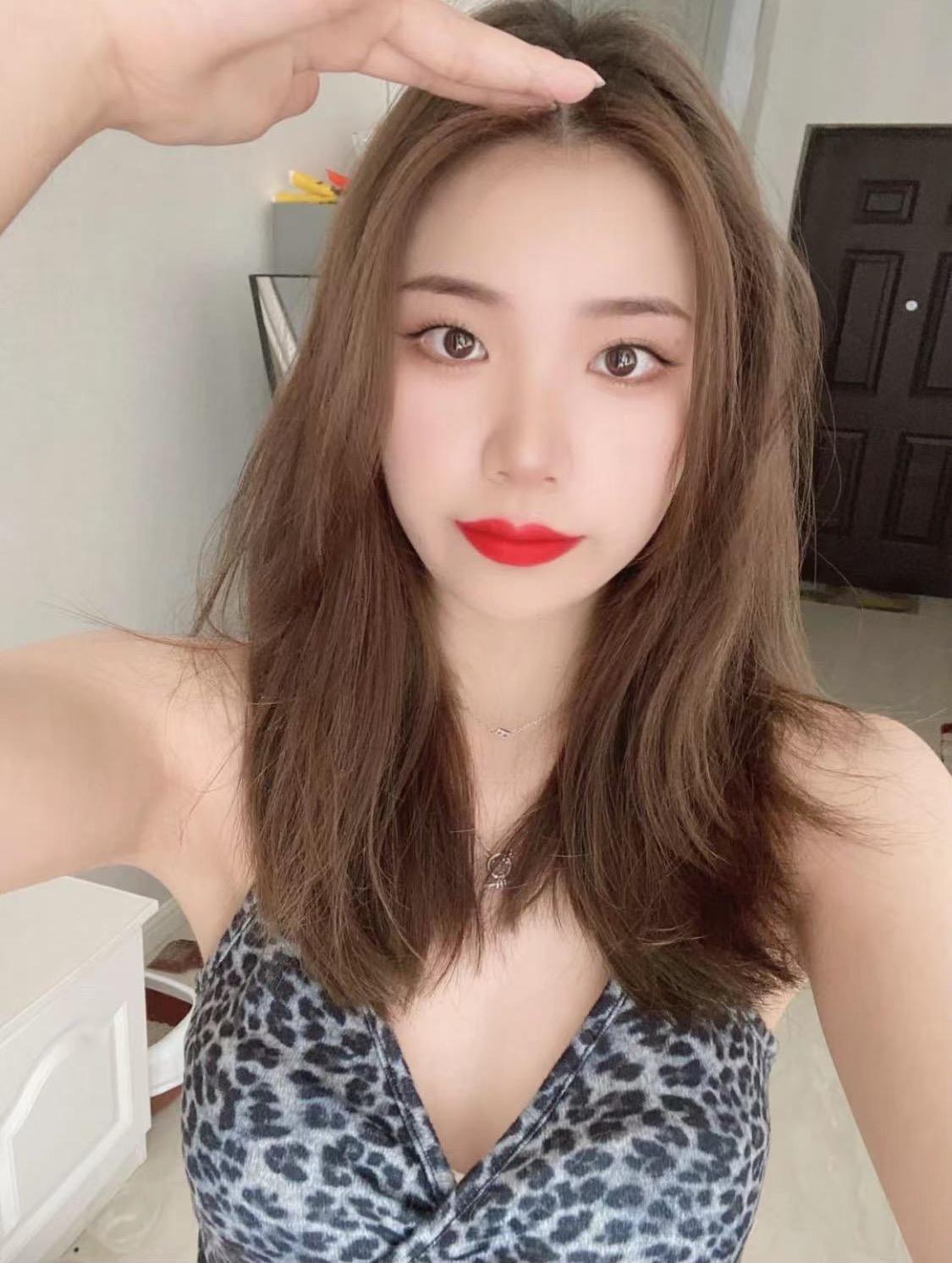 体验漂亮小姐姐,人很温柔甜美,活好不催人 第1张