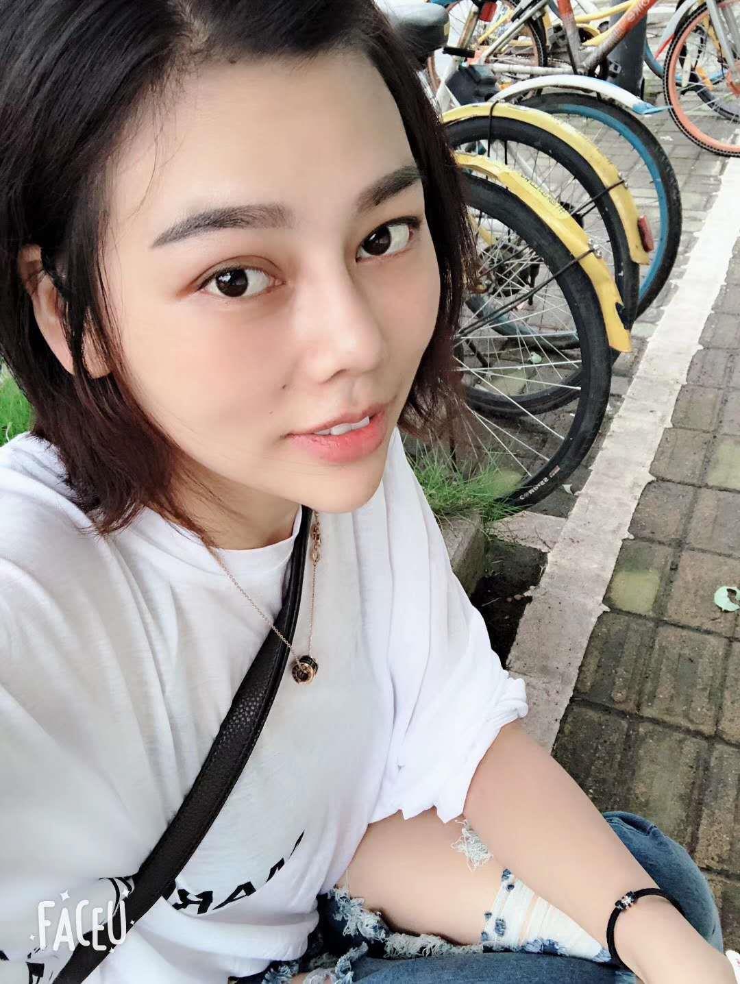 绝对良家90后，我经常约的，只是要提前，她要带孩子，要提前约。 第2张
