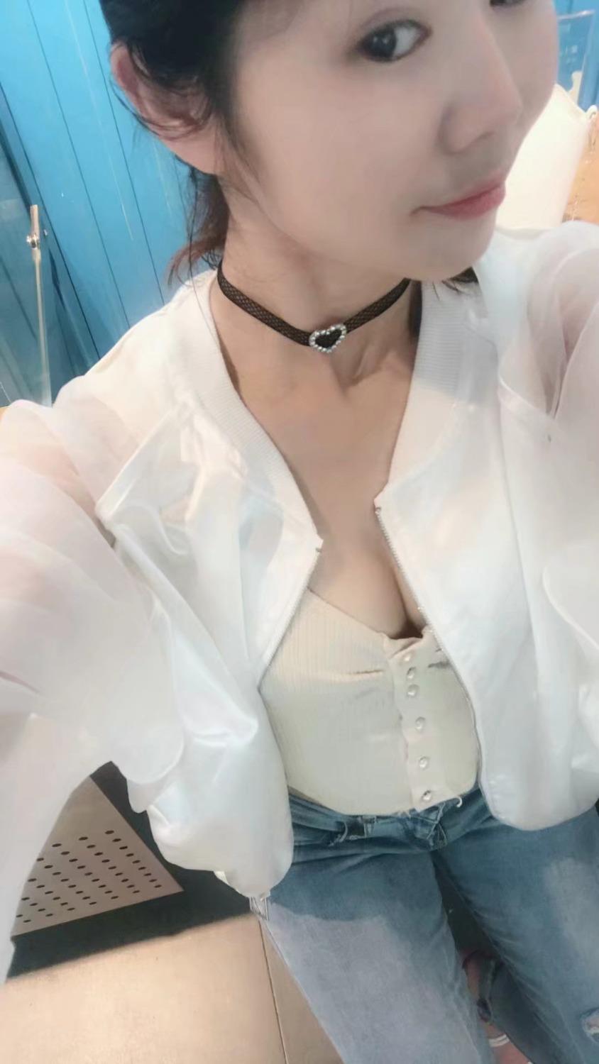 妹子 第1张